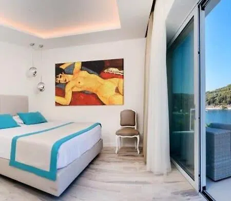 White Stone With High-end Pool וילה *