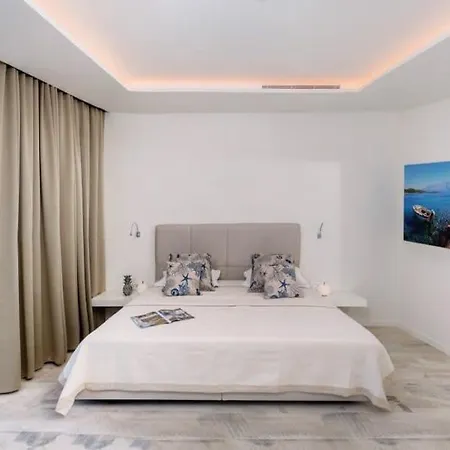 White Stone With High-end Pool * סומרטין