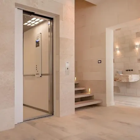 White Stone With High-end Pool